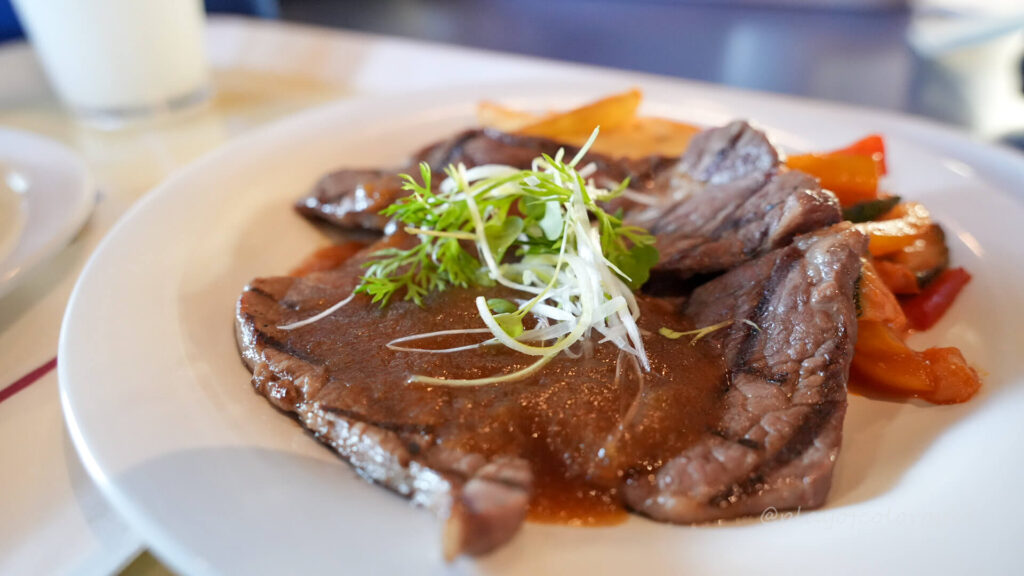 グリルドビーフ 和風おろしソース